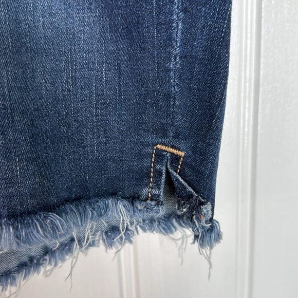 Seven 7 Jeans Denim Weekend Shorts Size 12 Dark Wash Stretch - Picture 4 of 11